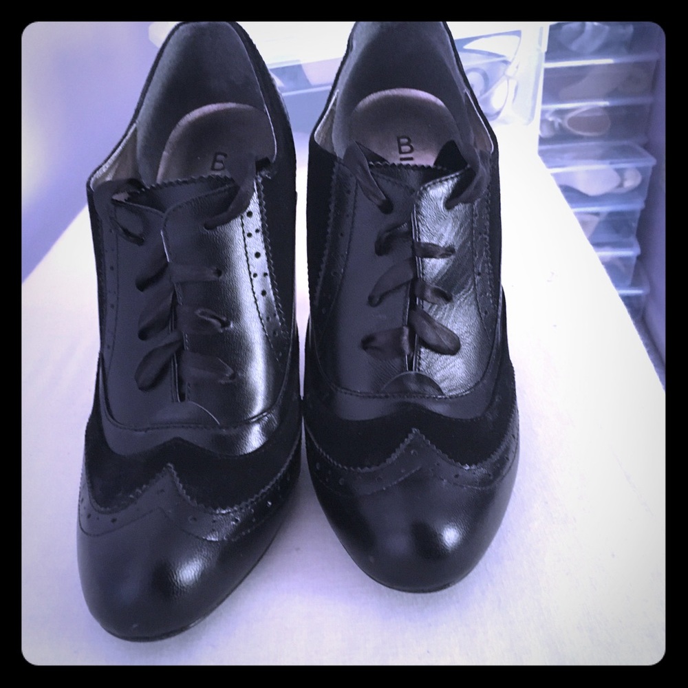 Women’s shooties